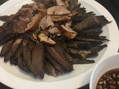 -老白肉馆(临江小区店)
