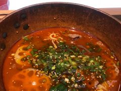 -成都你六姐·牛肉冒菜(上海环宇荟店)