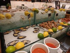 -苏宁银河国际咖啡厅·天际环球美食汇