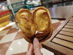 蝴蝶酥-国际饭店·帆声西饼屋(黄河路店)