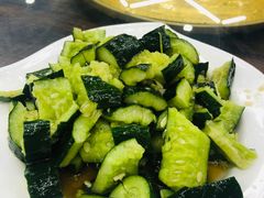 -顶之鲜海鲜餐厅