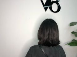 -V8潮牌·接发烫染连锁