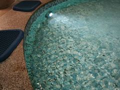 -涨巢·潮玩水疗局