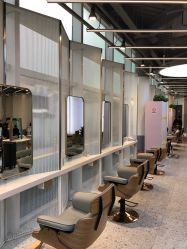 -PE SALON 
