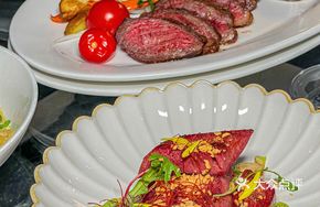 Australian Pureblood M9+ Platinum Wagyu Steak