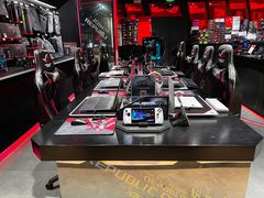 -ROG玩家国度(美罗城店)