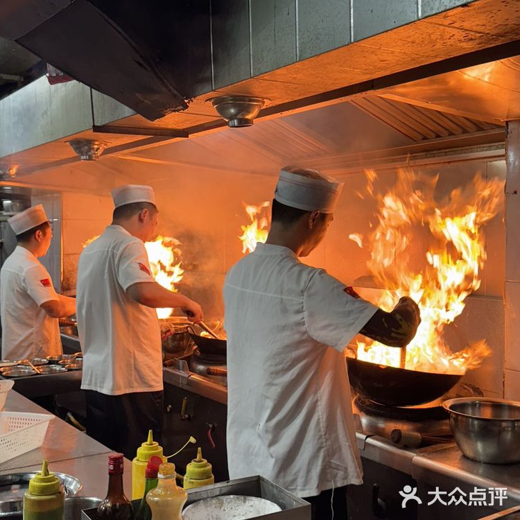 洪崖洞最nb好吃的两件套!!!