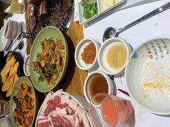 -草家酱蟹炭火烤肉店(珲春南路一店)