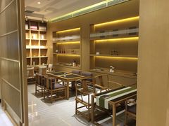 -鱼鲜饭香·招牌汽锅剁椒鱼头王