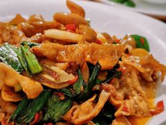 爆炒肥肠-益华家菜屋(世茂店)