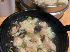 笋尖鲜肉小馄饨-真真鲜馄饨店(启蒙路店)