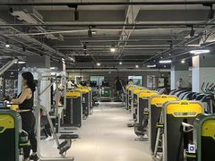-格易美游泳馆健身房(新昆仑店)