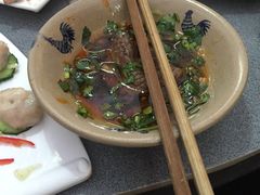 -茅草房·河畔园林火锅