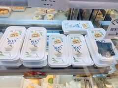 -绿姿鲜奶烘焙(临城店)