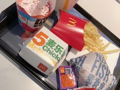 -麦当劳(乳山路店)
