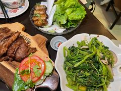 -大头虾越式风味餐厅(光明广场店)