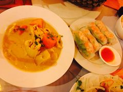 -Lanterns Vietnamese Restaurant