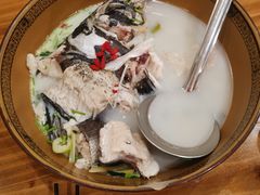 -美顺香食府鱼头老店(雪野湖店)