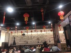 大堂-李子坝梁山鸡(北碚万达五鸡哥店)