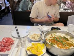 -德林酸菜鱼火锅(南丹店)