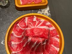 -牛YO寿喜烧·铁板烧和牛火锅自助(市府恒隆店)