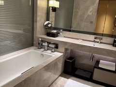 -上海宝华万豪酒店