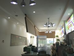-F小姐甜品店(威海路店)