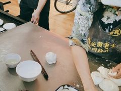 -老西关黄老太牛肉烧饼