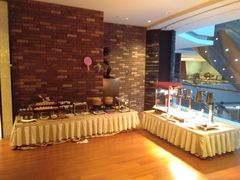 自助取餐区-OPEN開全日自助餐厅·牛肉火锅·海鲜(佛山希尔顿酒店)