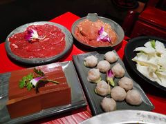 -谭鸭血老火锅(漳州路店)