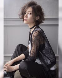 -变画·发型STUDIO