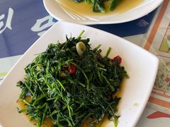 -许记驴肉黄面胡杨焖饼