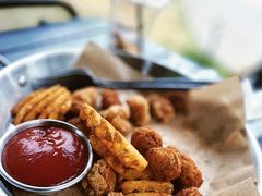 -J Create城市露营咖啡·简餐·宠物(上海动物园店)