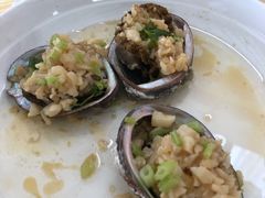 蒜蓉蒸鲍鱼-阿古海鲜大排档(青澳湾自然之门六年好店)
