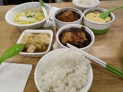 -老乡鸡(亳州路天庆大厦店)