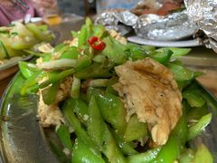-御霞苑泥烩鸡休闲农庄