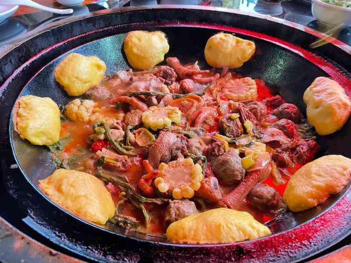 雪乡情大地锅(后海店)-"「农家笨鸡锅」鸡一般般,家常水准「贴饼.