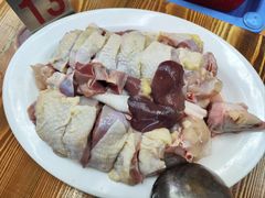 -广味炭炉鸡煲(宝业路分店)
