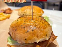 招牌香辣鸡腿堡-必胜客(大悦城店)