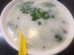 -燊意布拉肠云吞面(中山四路店)