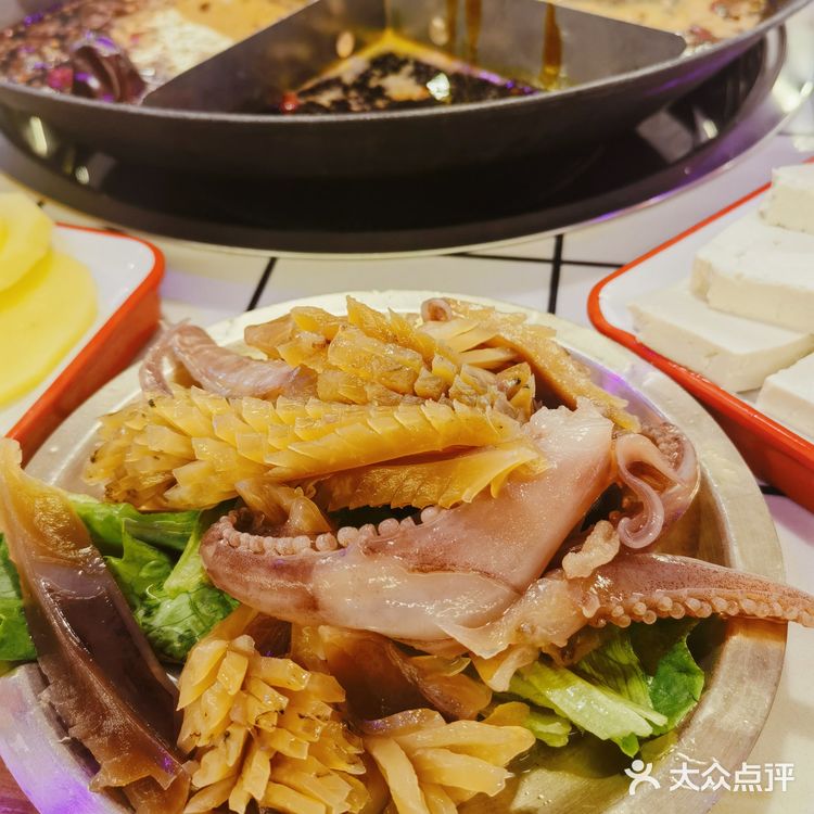 就这九宫格老火锅，谁能顶得住啊！！