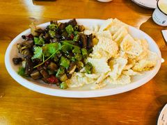 -小厨子私房菜·云南美食店