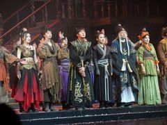 -交通银行前滩31演艺中心