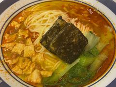 -霸蛮湖南菜·牛肉粉(荣京西街店)