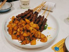 -犇逸·乐山跷脚牛肉·四川现炒(览海店)