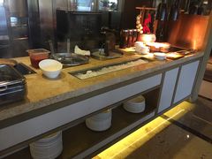 自助取餐区-大中华希尔顿酒店-念自助餐·嗨啤·小龙虾