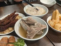-松發肉骨茶(牛车水店)