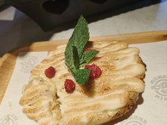 -鸣记脆皮烤鱼·海鲜烤鱼(三八广场店)