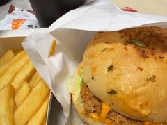 -必胜客(蚌埠东海万达店)