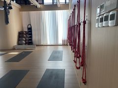 -乐刻瑜伽·普拉提·小瑜荚YogaPod(滨江银泰店)